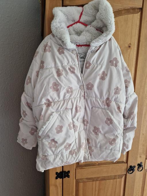 Buy & Sell Aylestone Leicester - Photos for girls winter coat size 6-7 years