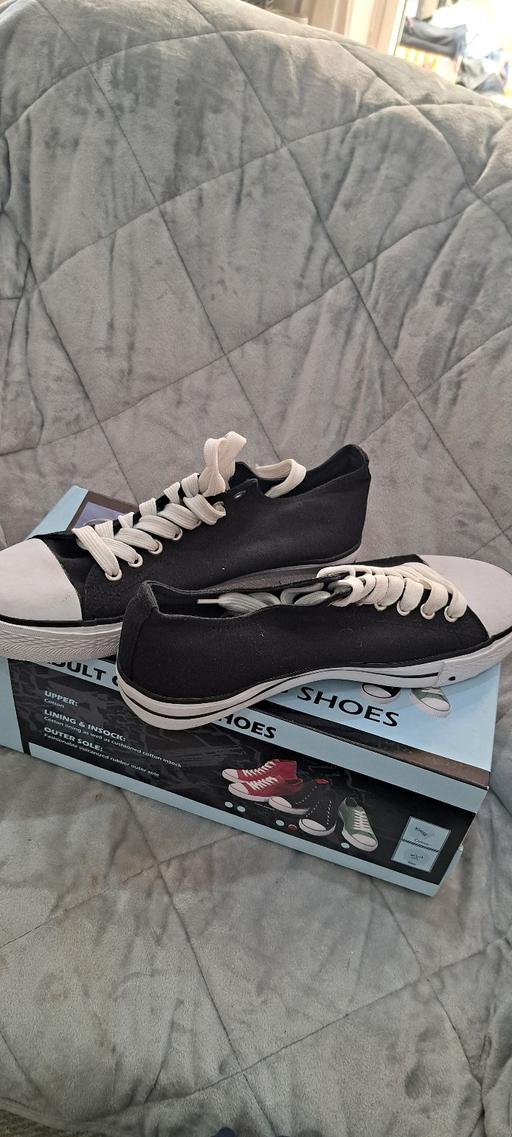 Buy & Sell Sutton Coldfield Birmingham - Photos for Adult canvas shoes Size 7