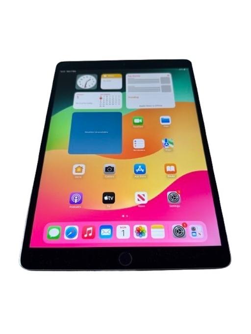 Buy & Sell West Bromwich Sandwell - Photos for iPad Pro 1st Gen 10.5 256gb Space Grey WiFi