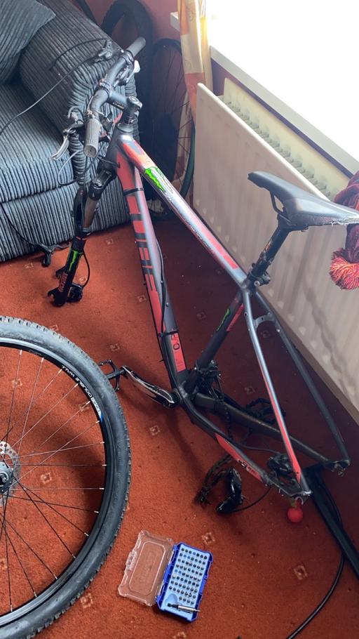 Buy & Sell Collins Green Warrington - Photos for Cube Mountain bike (drailier hanger needed)