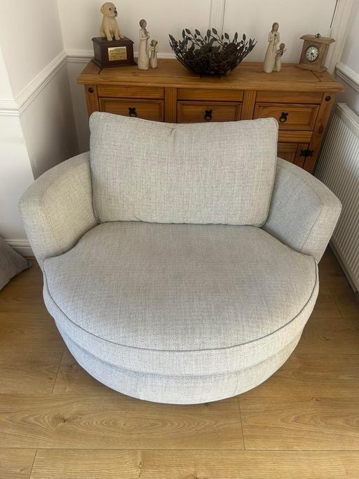 Buy & Sell Brymbo Wrexham - Wales - Photos for Dfs pearl grey cuddle chair