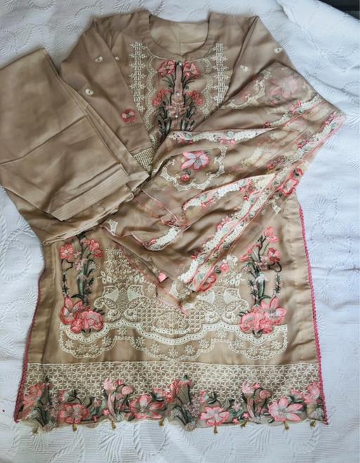 Buy & Sell Small Heath Birmingham - Photos for Woman stiched suite XL new