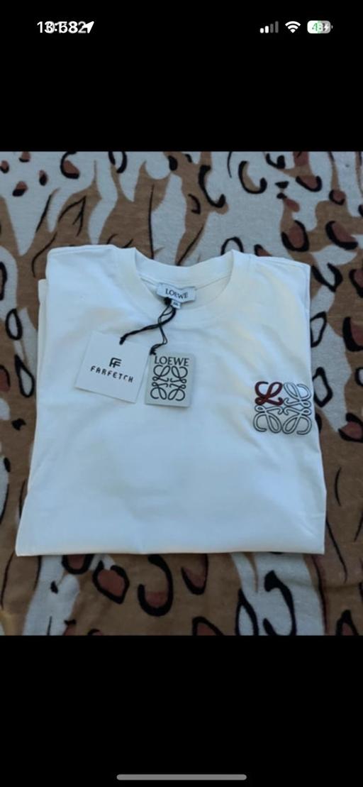 Buy & Sell Dartford Town Centre Dartford - Photos for Mens White Loewe T Shirt Size S