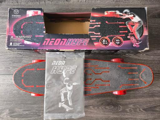 Buy & Sell Ilford Redbridge - Photos for Funky Child's Neon Light up Skateoard