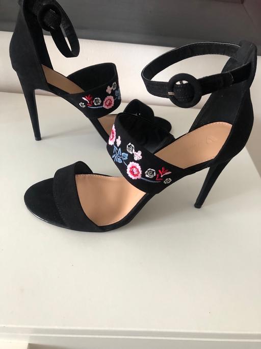Buy & Sell Corngreaves Trading Estate Sandwell - Photos for (Size 8) LADIES SHOES