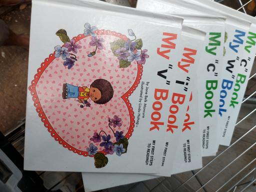 Buy & Sell George Green Buckinghamshire - Photos for free books 3-5 years old SL2 5QY