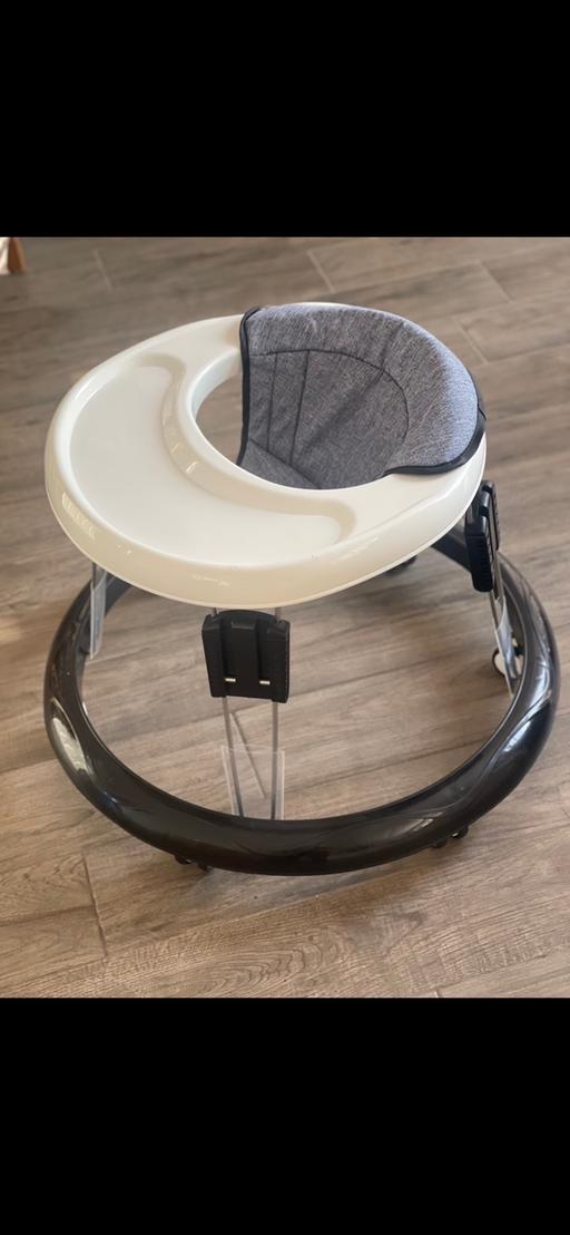 Buy & Sell Broadgreen Knowsley - Photos for Baby walker