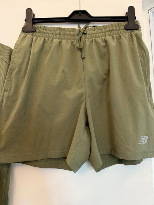 Buy & Sell Walton Liverpool - Photos for Nike khaki green new balance tshirt and short