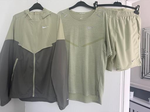 Buy & Sell Walton Liverpool - Photos for Nike running jacket, t shirt and shorts