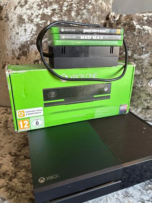 Buy & Sell Intack Hyndburn - Photos for Xbox one & Kinect with games bundle