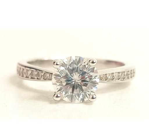 Buy & Sell Shard End Birmingham - Photos for Moment wish 925 moissanite engagement ring