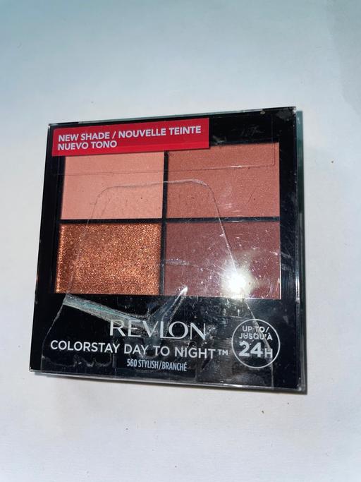 Buy & Sell Maypole Birmingham - Photos for New Revlon Day to night eyeshadow
