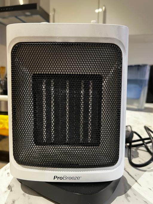 Buy & Sell Leicester Leicestershire - Photos for Pro Breeze 2000W Mini Ceramic Fan Heater