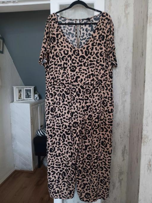 Buy & Sell Hornchurch Havering - Photos for New look leopard jumpsuit size 20