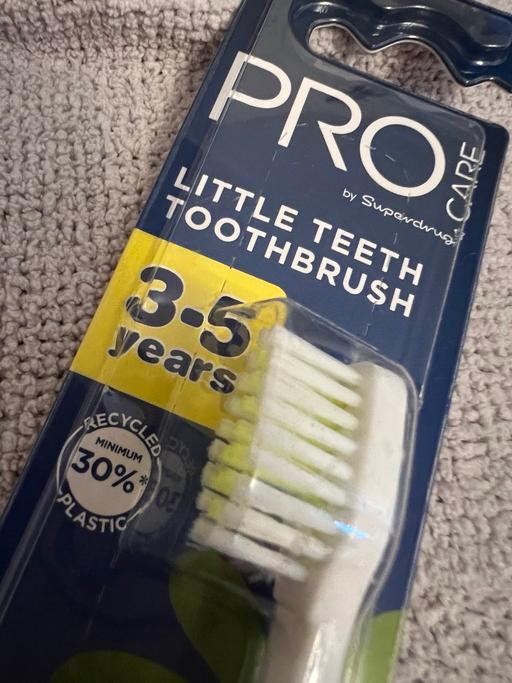 Buy & Sell Hetton-Le-Hole Sunderland - Photos for Childrens Toothbrush
