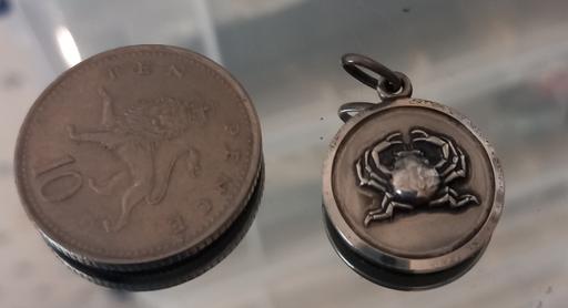 Buy & Sell Thatto Heath Saint Helens - Photos for Vintage sterling silver crab Zodiac pendant