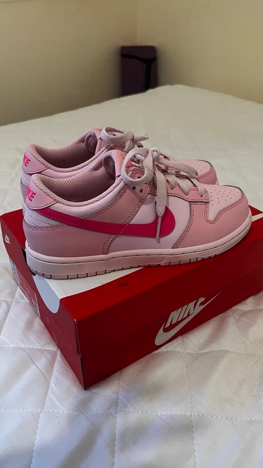 Buy & Sell Grove Park South East London - Photos for Pink Jordan 1’s size 2.5