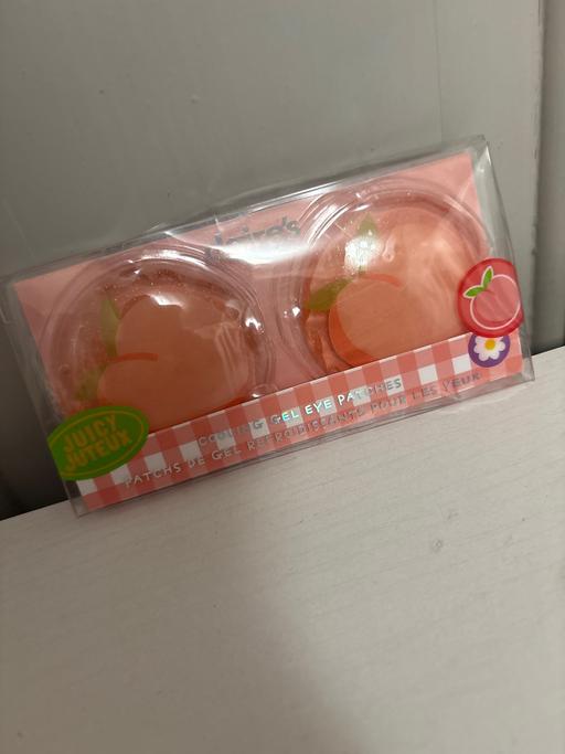 Buy & Sell Duckmanton Chesterfield - Photos for Claire’s cooling gel eye patches