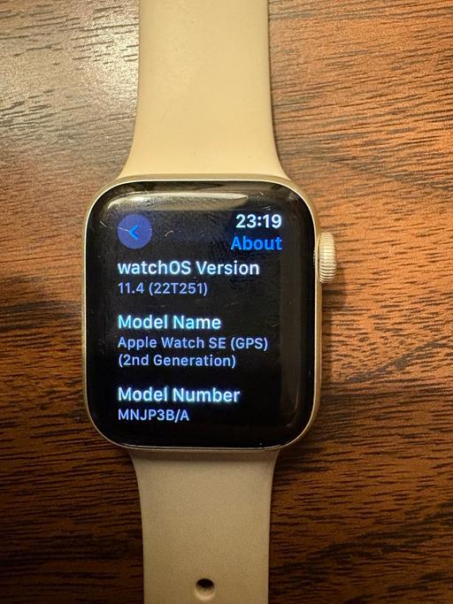 Buy & Sell Orpington Bromley - Photos for Apple Watch SE GPS 40 mm 2nd generation