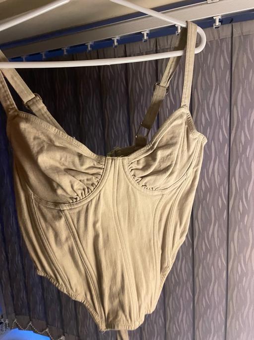 Buy & Sell Premier Business Park Walsall - Photos for Urban outfitters top