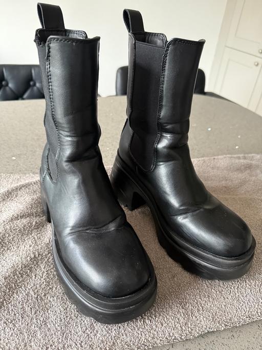 Buy & Sell Tividale Sandwell - Photos for ASOS black platform boots