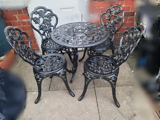Buy & Sell Lye Dudley - Photos for garden chairs and table set