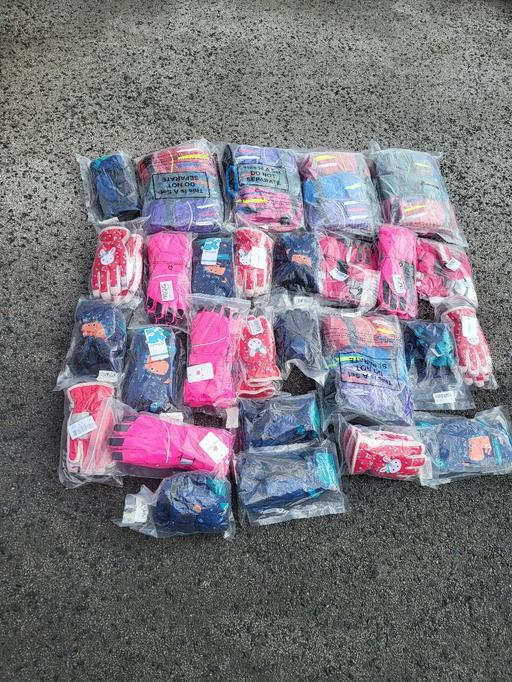 Buy & Sell Healey Rochdale - Photos for Kids gloves. various sizes