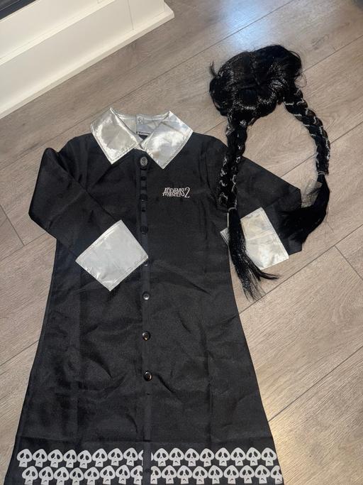 Buy & Sell Bradley Wolverhampton - Photos for Wednesday Adam’s dress
