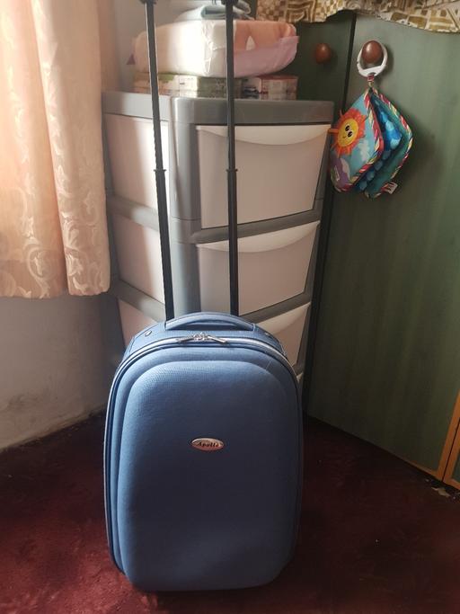Buy & Sell Longley Sheffield - Photos for small suitcase on wheels