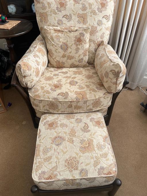 Buy & Sell Prestwick South Ayrshire - Photos for Ercol 3 piece sofa set plus footstool