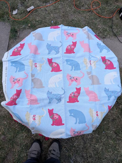 Classes Telford Telford and Wrekin - Photos for LARGE PIECE OF FABRIC
