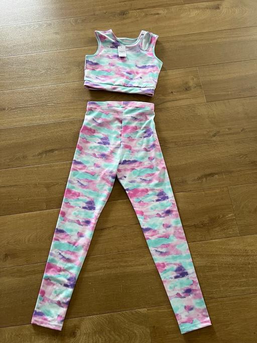 Buy & Sell Wingate County Durham - Photos for New age 11-12 two piece set