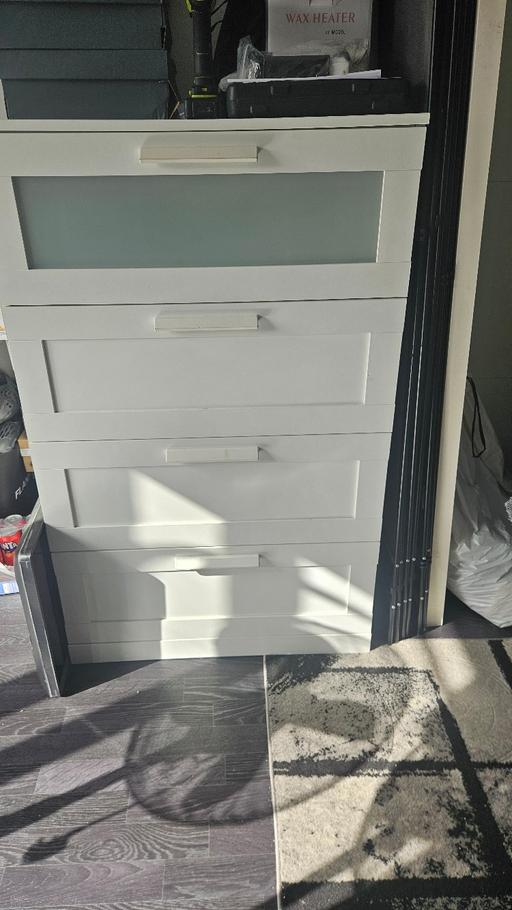 Buy & Sell Carshalton Sutton - Photos for white chest of drawers 4