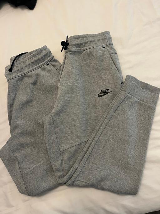 Buy & Sell Fordhouses Wolverhampton - Photos for 2 x Nike grey joggers boys size XL