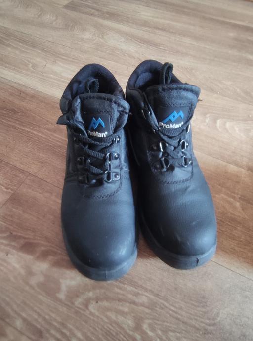 Buy & Sell Grafton Street Industrial Estate West Northamptonshire - Photos for Ladies safety shoes