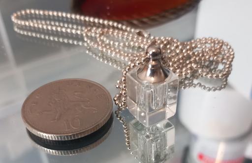 Buy & Sell Thatto Heath Saint Helens - Photos for Glass vial pendant and chain