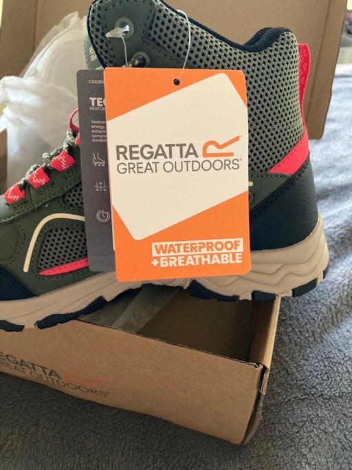 Buy & Sell Sedgley Dudley - Photos for Regatta walking trainers