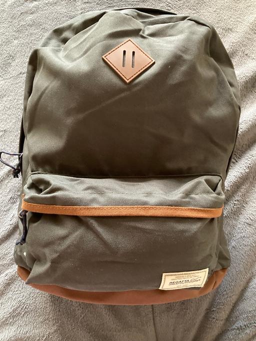 Buy & Sell Sedgley Dudley - Photos for Regatta rucksack