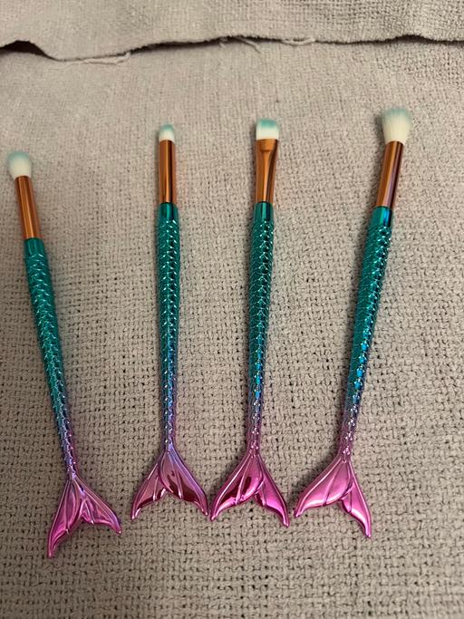 Buy & Sell Easington Lane Sunderland - Photos for Mermaid Make Up Brushes ( New )