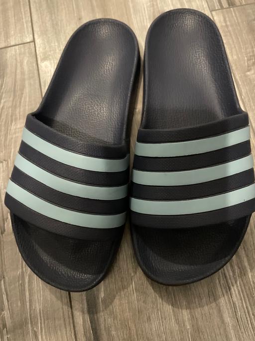 Buy & Sell Pensnett Dudley - Photos for Navy blue Adidas sliders