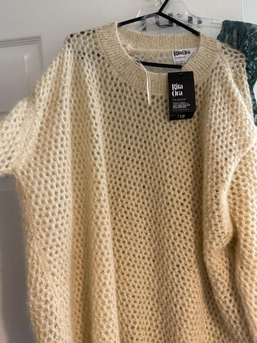 Buy & Sell Lurgan Armagh, Banbridge and Craigavon - Photos for Rita Ora jumper beige brand new