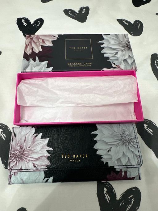 Buy & Sell Whiston Knowsley - Photos for Ted baker glasses case