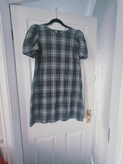Buy & Sell Newton Doncaster - Photos for Dorothy Perkins Dress, size 14..NEW