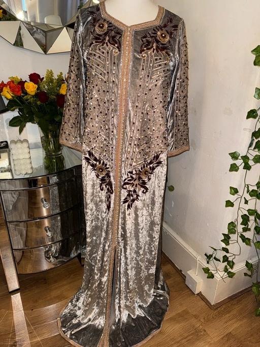 Buy & Sell Harlesden North West London - Photos for Stretchy velvet Moroccan caftan