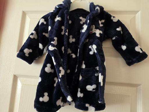 Buy & Sell Blackpool Town Centre Blackpool - Photos for Mickey Mouse dressing gown age 6-9 mths NEW