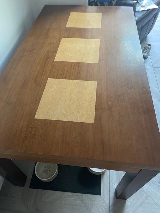Buy & Sell Ford Sefton - Photos for Very heavy solid dining table