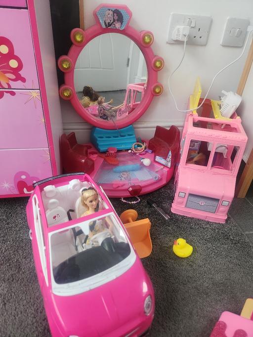 Buy & Sell Fallings Park Wolverhampton - Photos for barbie items