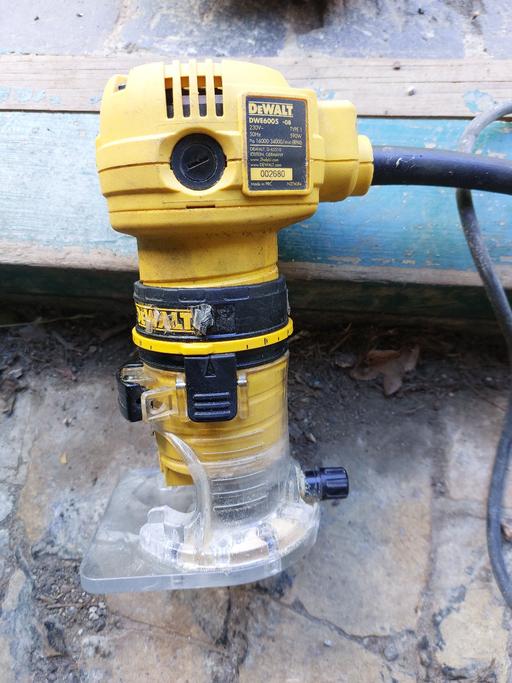 Buy & Sell Hatfield Welwyn Hatfield - Photos for Dewalt DWE 6005 Router