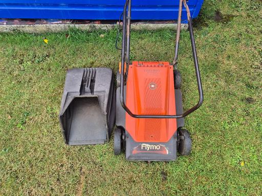 Buy & Sell Rhiwbina Cardiff - Photos for Old Flymo lawnmower