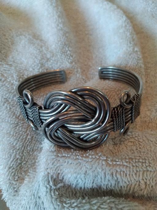 Buy & Sell Milton Regis Swale - Photos for silver knot braclet